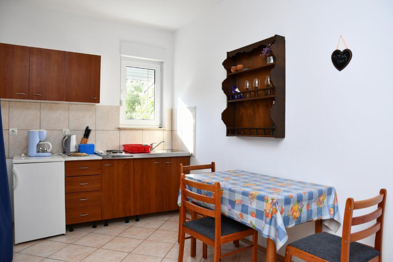 Apartmani Novotny Plavi Banjol ภายนอก รูปภาพ